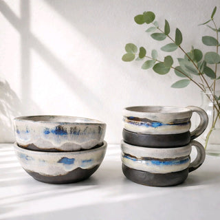 kleine handgemachte Tasse Rosé-blau