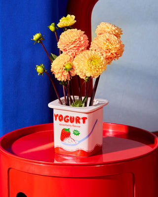 Vase / Übertopf „Joghurt Erdbeere“